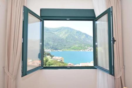 ROOMS & DOBROTSKI DVORI - 36