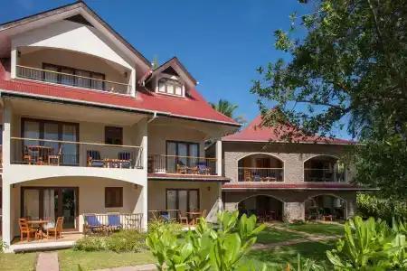 L'Hirondelle Self Catering Guest House - 10