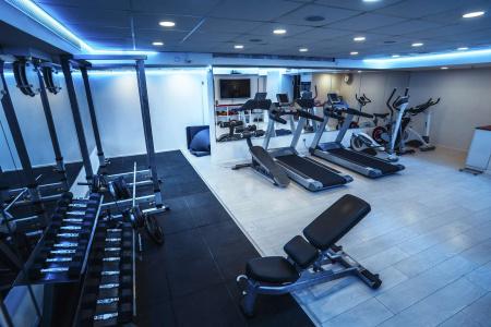 Best Western Regency Suites - 20