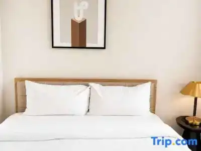 Phuong Mai - 31