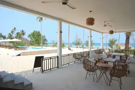 Anaya Koh Rong - 17