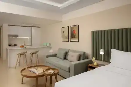 Staybridge Suites Dubai Internet City, an IHG - 11