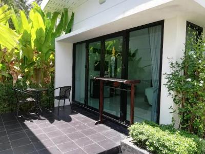 Limelight Village - 22