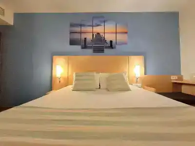 ibis Annecy Centre Vieille Ville - 90