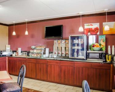 Quality Inn Riverview Enola-Harrisburg - 10