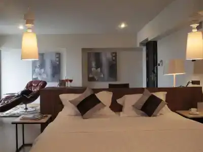Diary Suite - 12