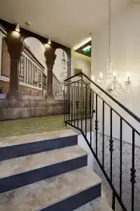 Maison Bistro & - 13