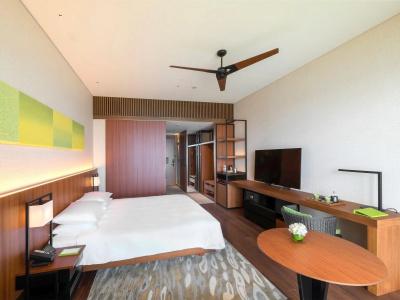 Hyatt Regency Seragaki Island Okinawa - 5