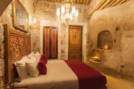 Solo Cave Suites - 10