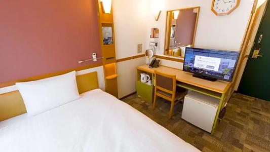 Toyoko Inn Yokohama Sakuragicho - 58