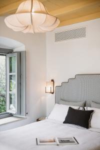 Four Seasons Hydra Luxury Suites - 24