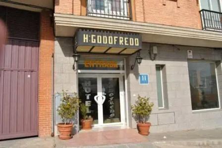 Godofredo - 17