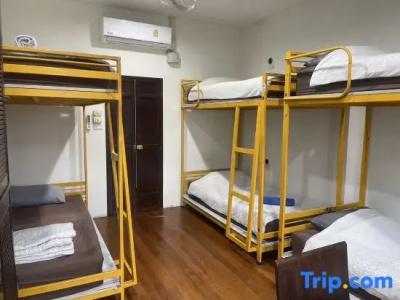 Phuket Sunny Hostel - 40