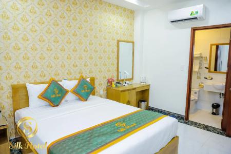 Silk near Tan Son Nhat Airport - 22