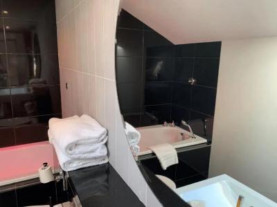 Hôtel Le Canberra - 90