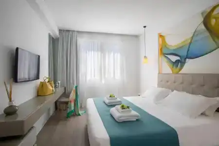 Anemi & Suites - 50