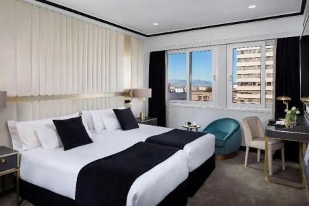 Melia Castilla - 51
