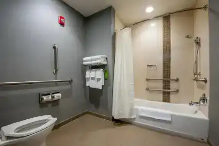 Hyatt Place - 7