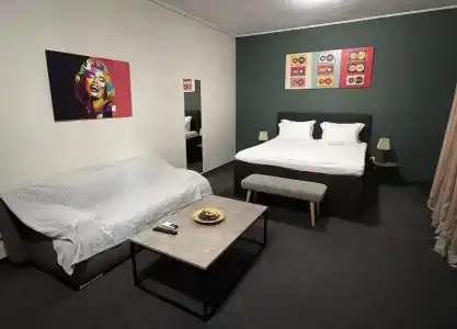 Connect Suites - 77