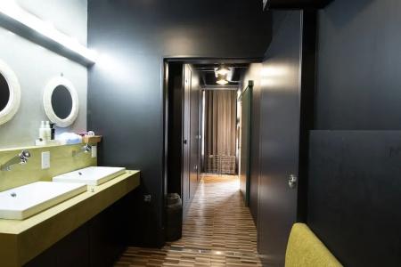 Hare-Tabi Traveler's Inn Yokohama - 8