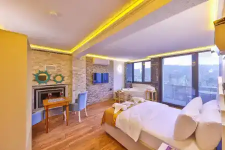 Agva Pieria Luxury +16 - 1