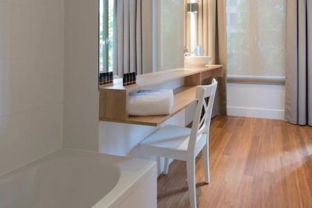 Boutique Maison Emile - 55