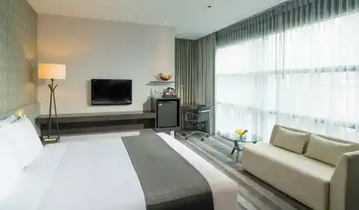 Holiday Inn Bangkok Sukhumvit, An Ihg - 7