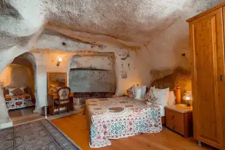 Amber Cave Suites - 49