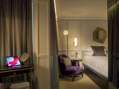The Guardsman - Preferreds and Resorts - 23