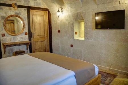 Calypso Cave Suites - 57
