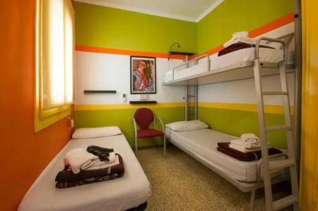 Studio Hostel - 23