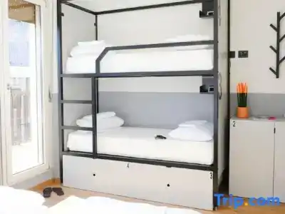 lo Hostel - 30