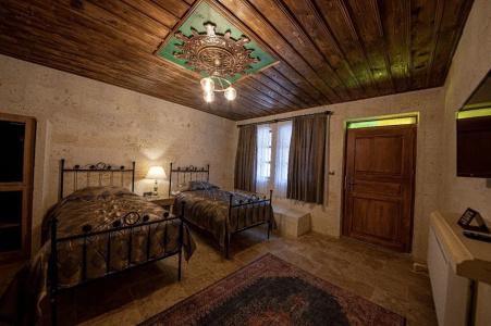 Sunak Cave Boutique - 86