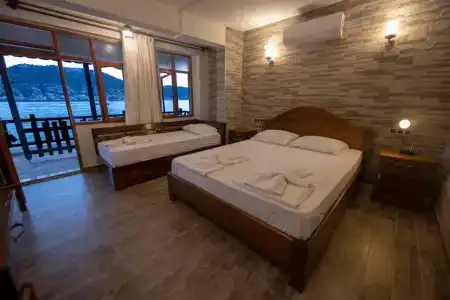 Ankh Pension - 52