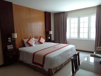 Petro House - 4