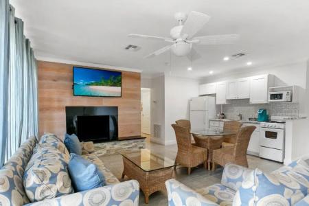 Siesta Key Beachside Villas - 36