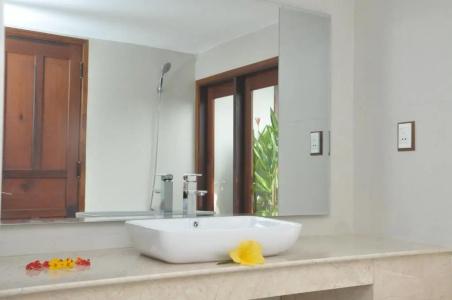 Vinh Hung Emerald Resort - 81