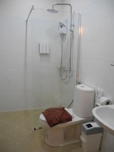 Bann Tawan Hostel & Spa - 38