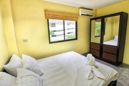 Phratamnak Inn - 100 meter from Beach - 6