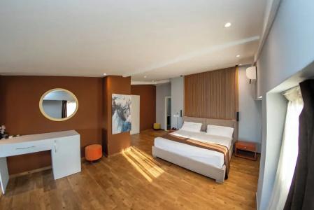Olivar Tirana - 115