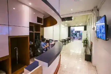 The Port Hostel - 1