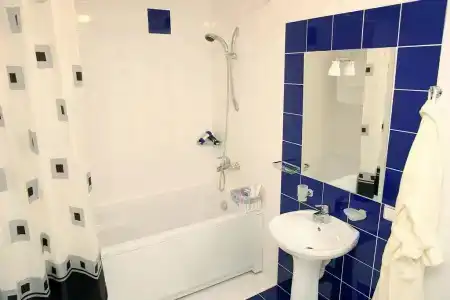 7 Дней - 8