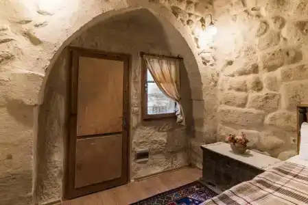 Atilla's Cave - 138
