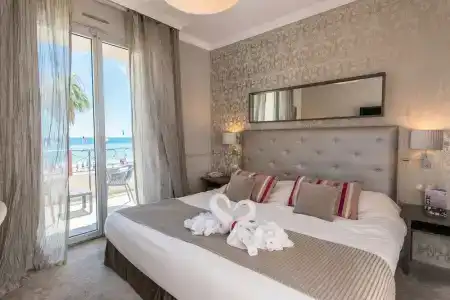 Hôtel Le Royal Promenade des Anglais - 105
