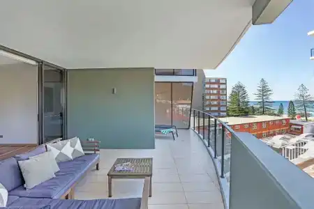 Ambience on Burleigh Beach - 102