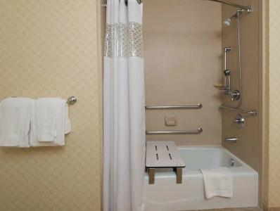 Hampton Inn & Suites West - 8