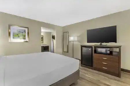 Best Western Plaza Inn - 2