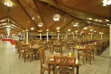 Sun Island Resort & Spa - 29