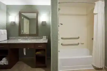 Homewood Suites by Hilton Mayo Clinic-St. Marys Campus - 61