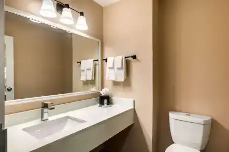 Quality Inn & Suites - 30